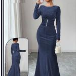 فستان قطيفه مشدود بالاسترس