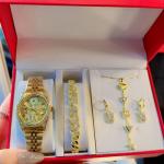 طقم ٤ قطع بعلبه فاخره لعيد الحب