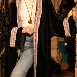 قفطان بـ اكسسوار شرقي