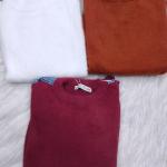 بلوزه عجينة ف جينز الوان