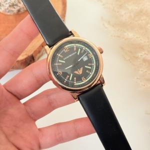 ساعات  جلد ارماني فسفوري في بني