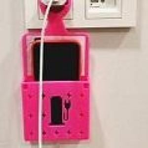 حامل شاحن + موبايل 1 قطعة بلاستيك ألوان متعددة صنع فى تركيا