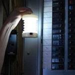 كشاف فانوس منطبق يعمل ببطارية (AAA)