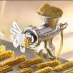 ماكينة بسكويت ومفرمة اللحم اليدوية