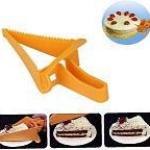 سكينه تقطيع التورتة مثلثة بالماسك بلاستيك