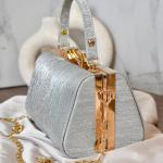 شنطة سواريه