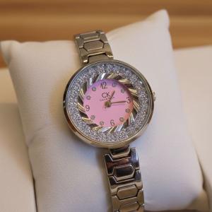 ساعات معدن استيك رفيع نقش داخل القرص الوان