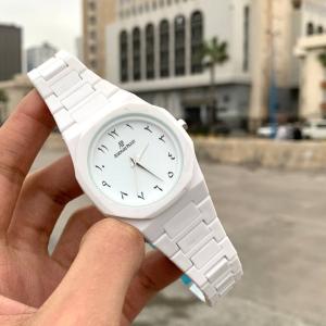 ساعه كاربون نسخه من الاوريچينال الوان