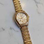 ساعه استيك معدن ذهبي وفضي فراشات