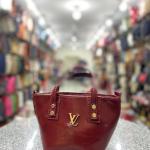 كروس ازاز LV جلد اللوان