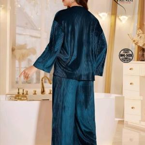 قطيفه مضلعة الوان