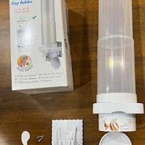 حامل أكواب لمبرد المياة أوتوماتيك قابل للتعديل و مقاوم للأتربة 1 قطعة أبيض