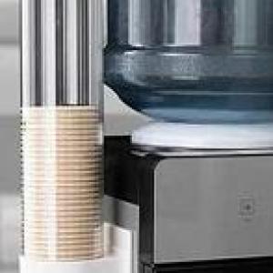 حامل أكواب ورقية و بلاستيك فردى 1 قطعة ألوان متعددة صنع فى الصين