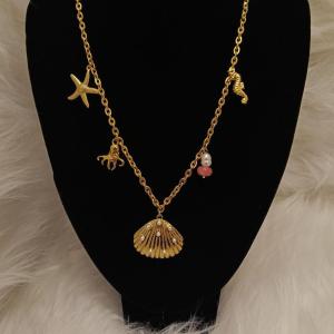 سلسلة نسائية شكل صدفة و حصان و لؤلؤ