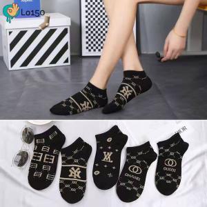 شراب مركات اسود في ذهبي 6 قطع