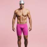 ملابس سباحة وشورتات