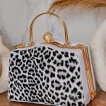 شنطة سواريه